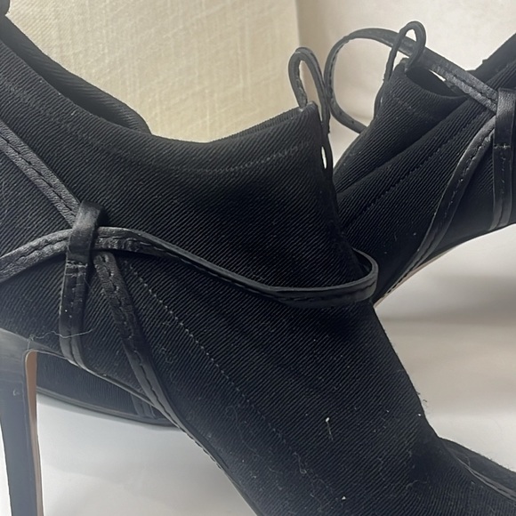 GUCCI VINTAGE SCUBA STRETCH STRAPPY ANKLET BOOTIES - Picture 10 of 11